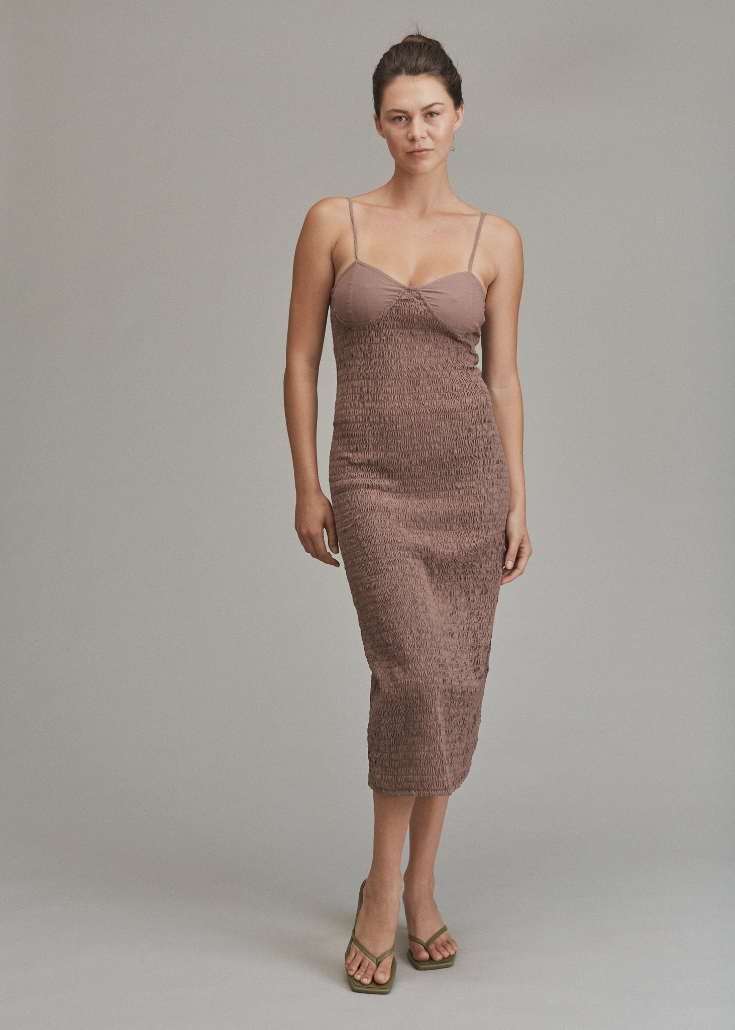 ACACIA Phoebe Dress - Fall 2024 - Taupe / P ACACIA Phoebe Dress - Fall 2024 - Taupe / P