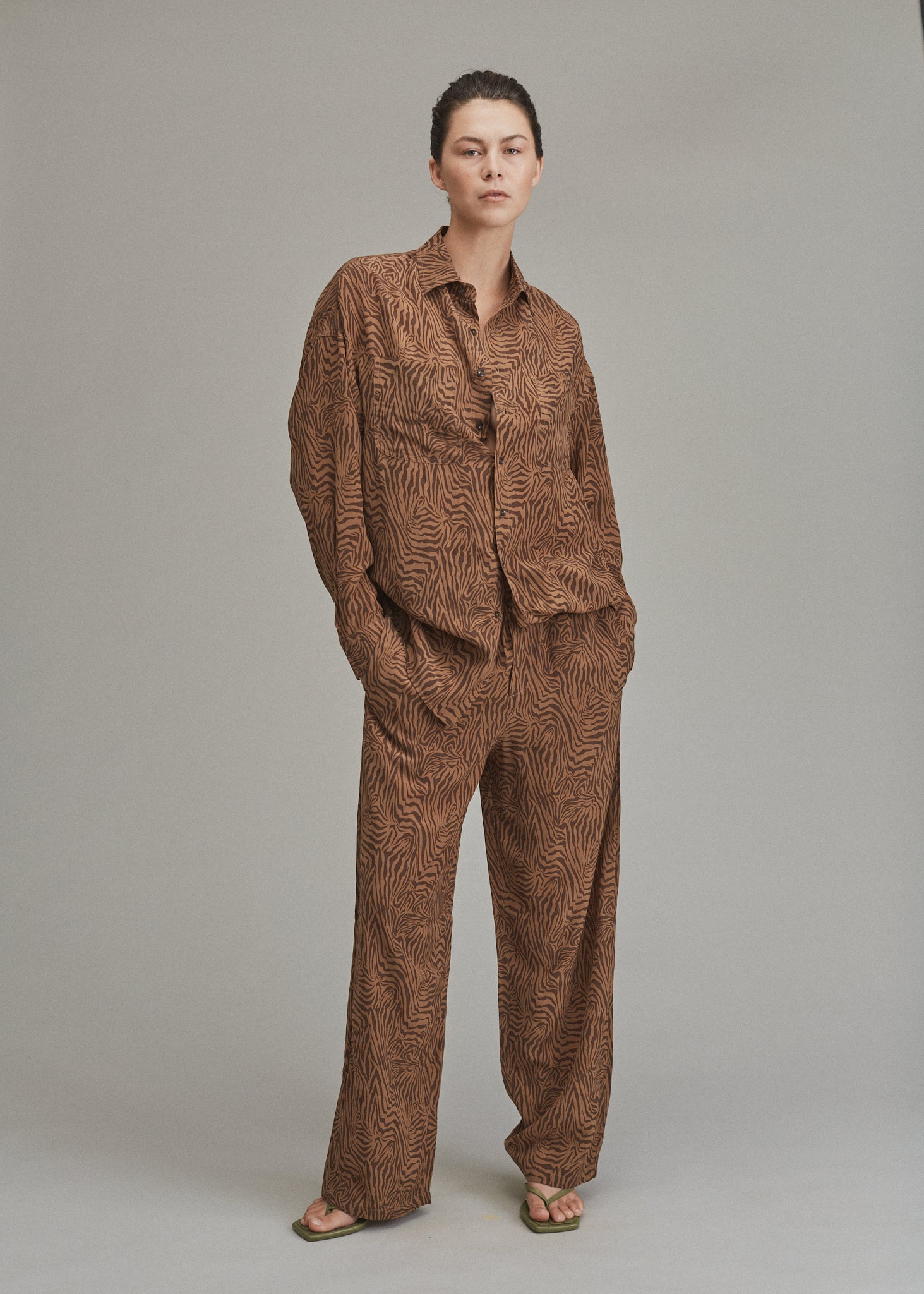 LERA PANT - FALL 2024
