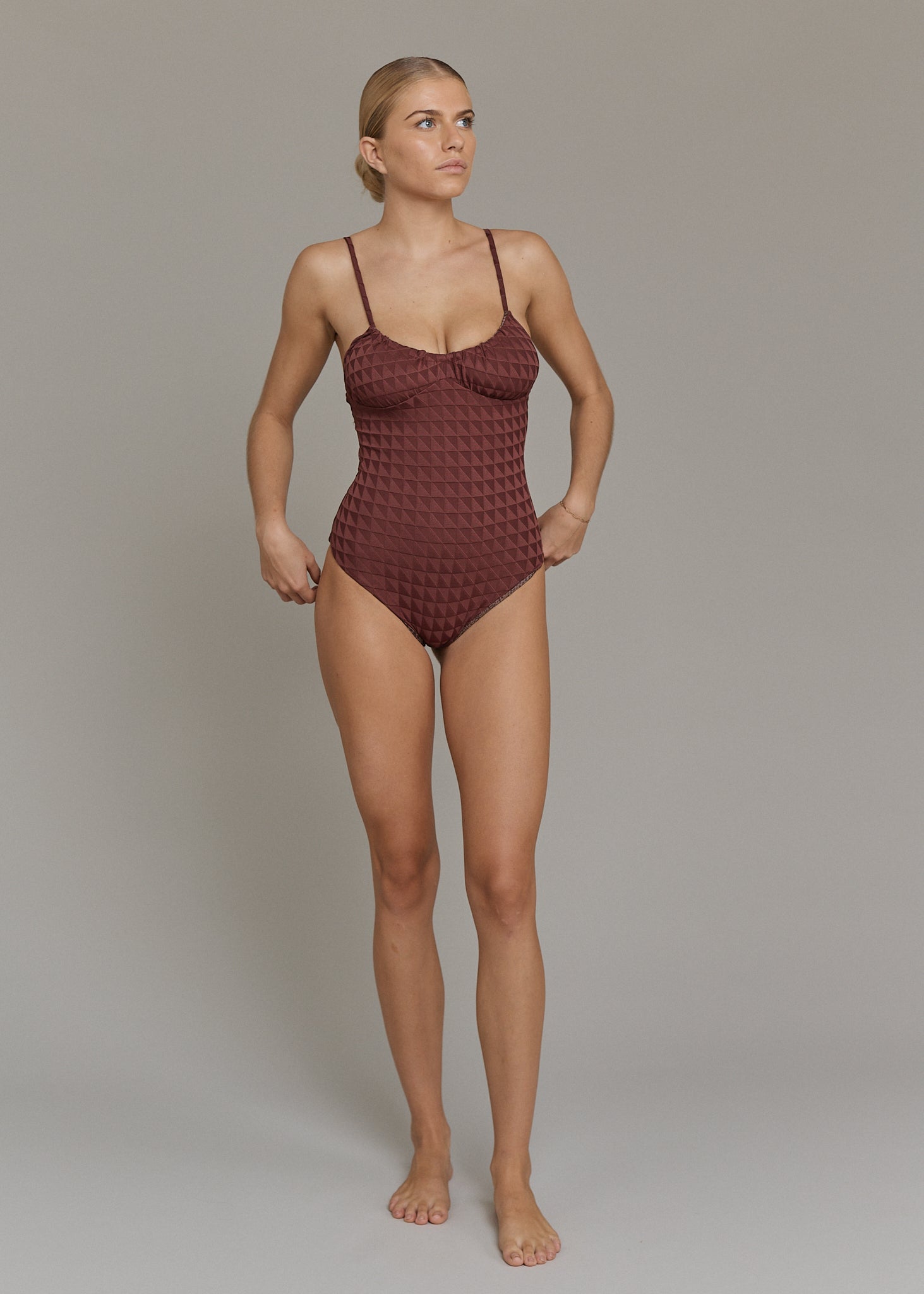 LINDEN FULL PIECE - PRE-FALL 2025