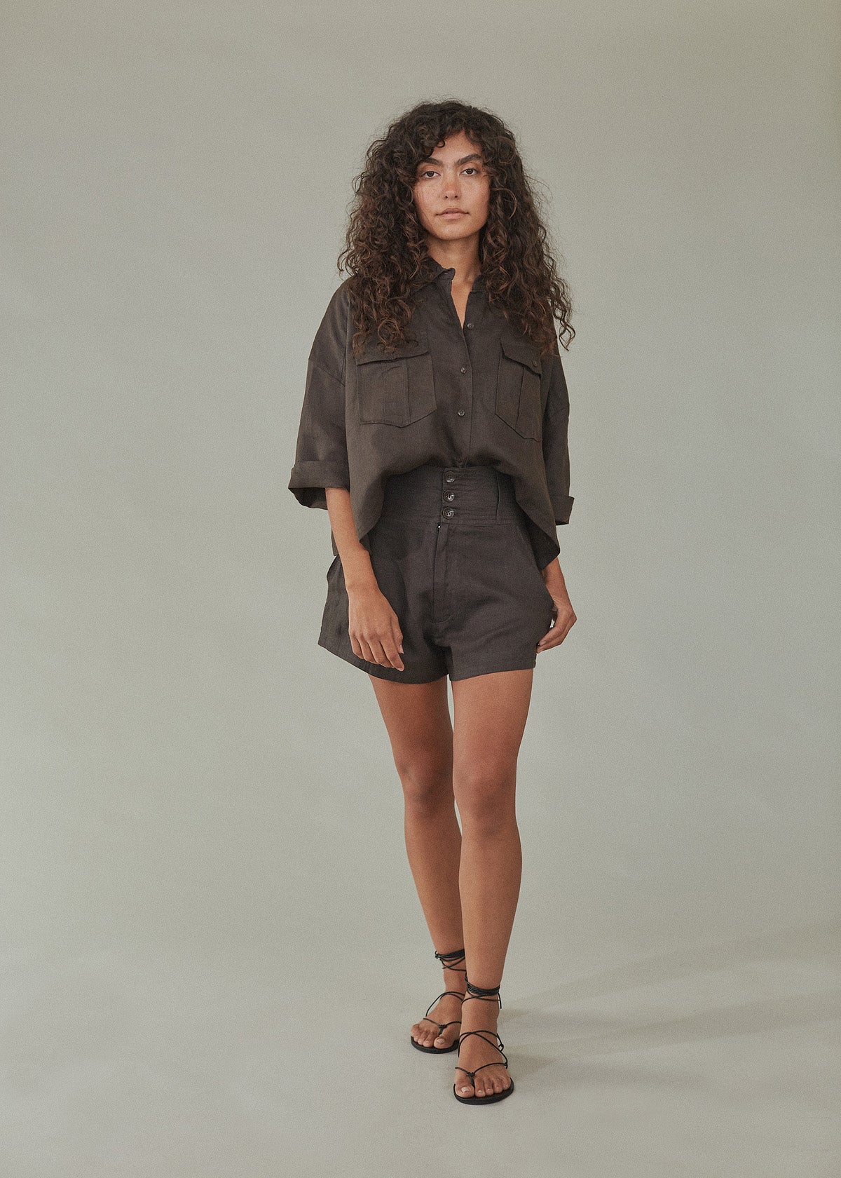 COLLIN LINEN SHORTS - RESORT 2023