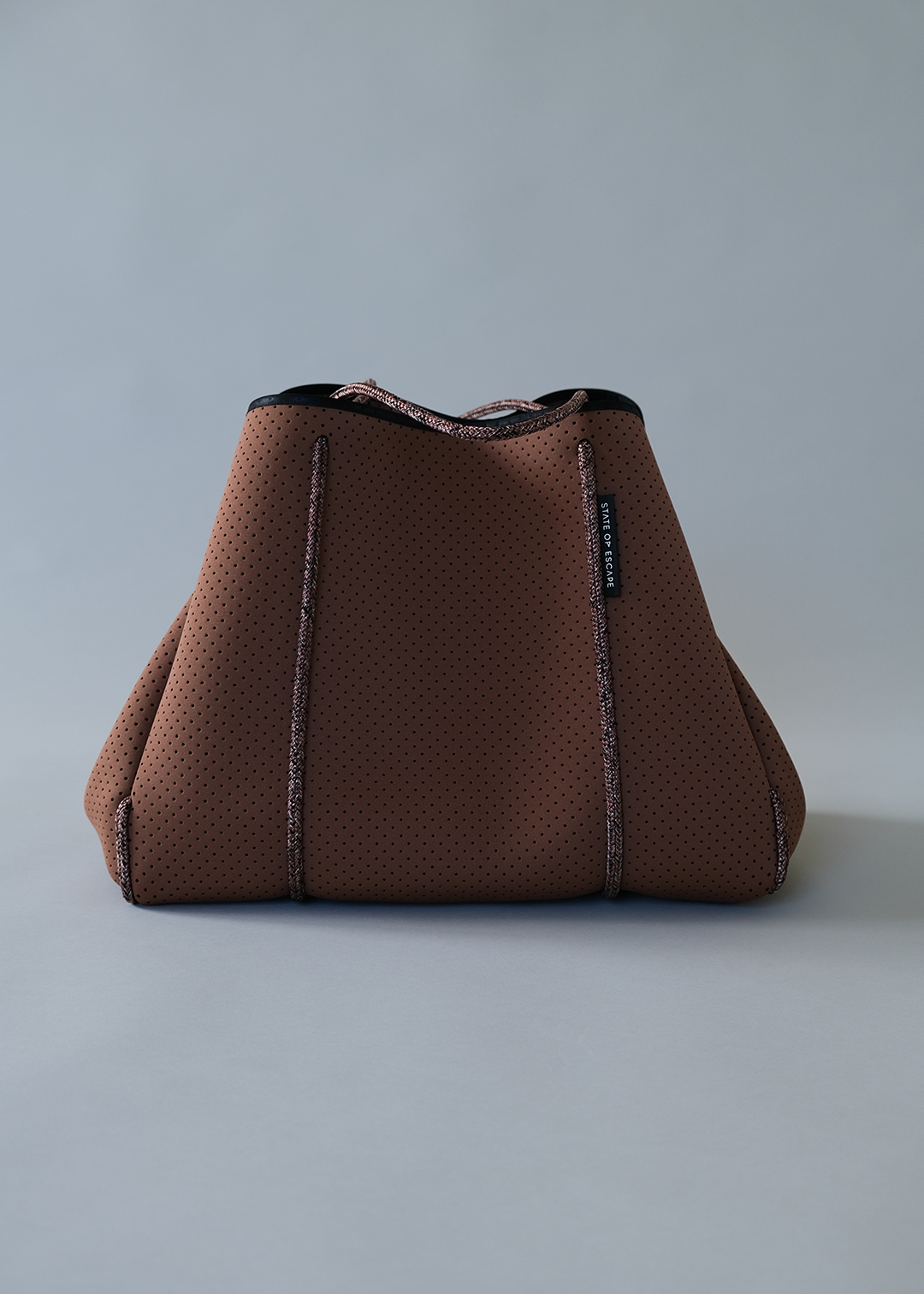 STATE OF ESCAPE – ESCAPE™ TOTE
