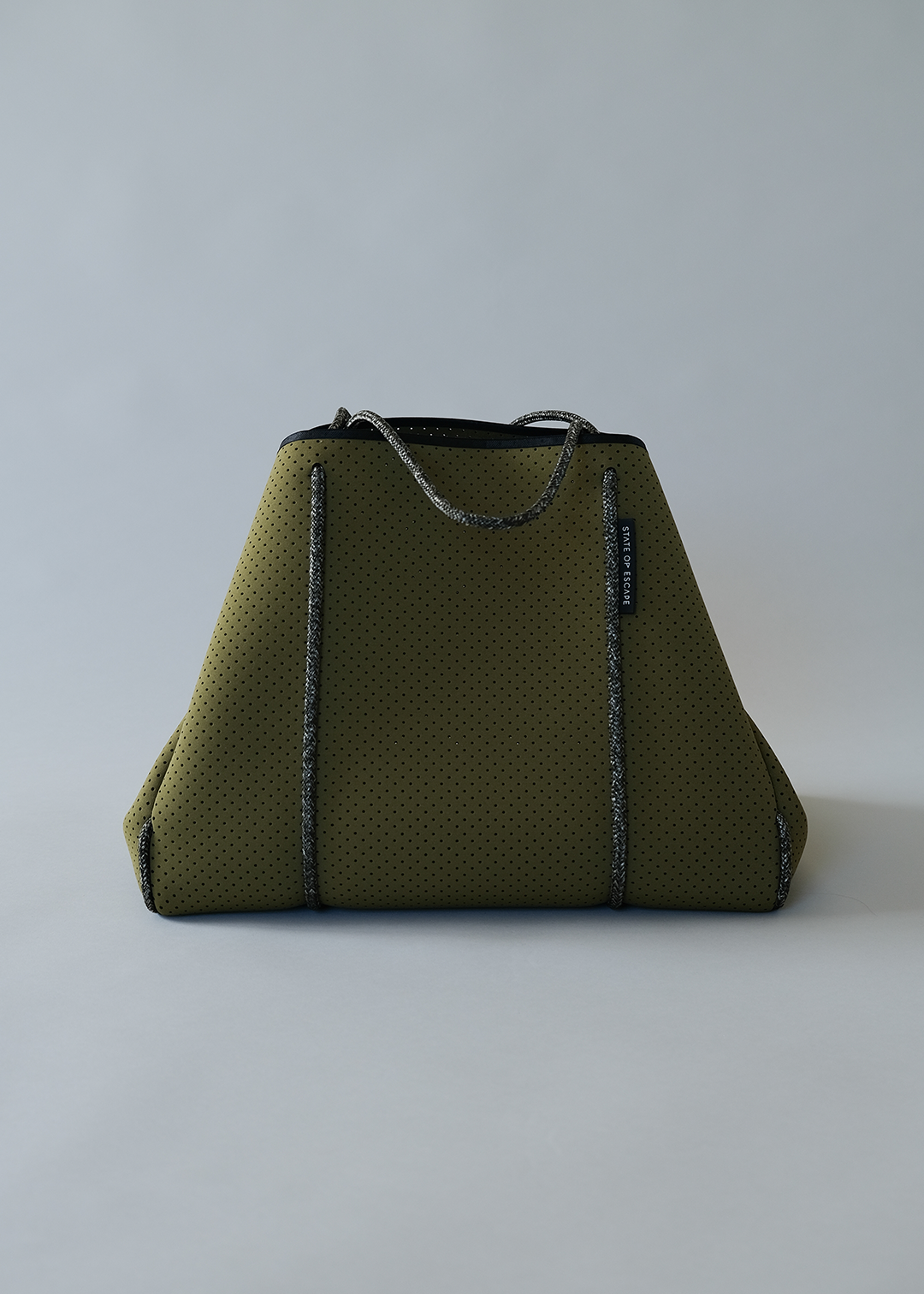 STATE OF ESCAPE – ESCAPE™ TOTE