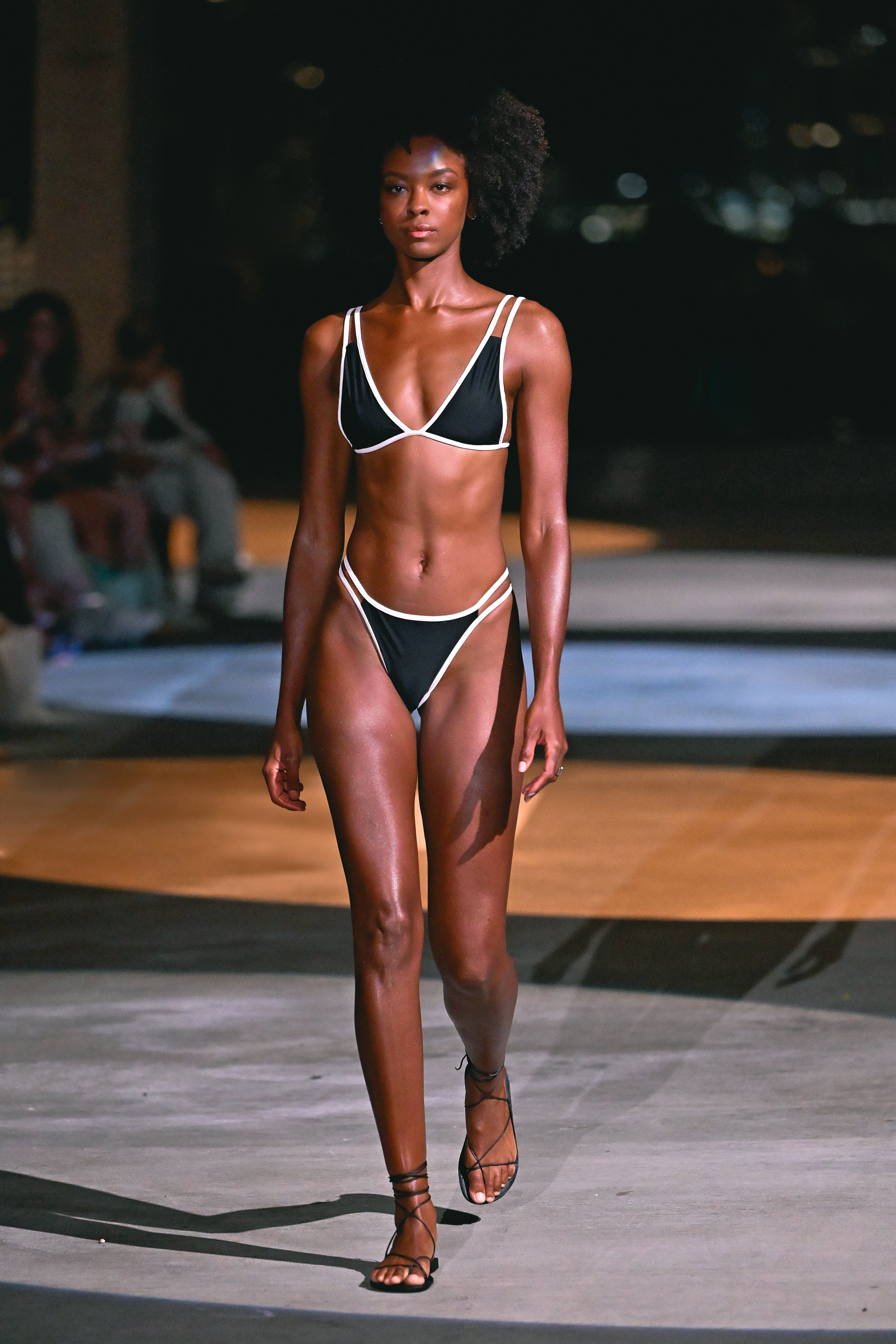 ELIA PIPED BOTTOM - RESORT 2025