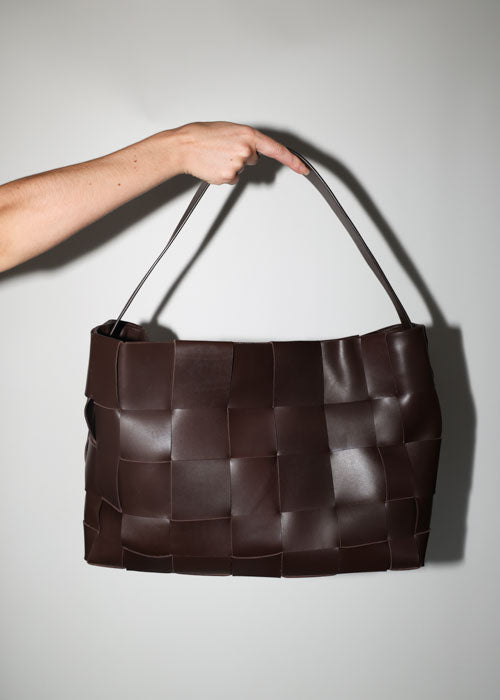 ST. AGNI- WOVEN LARGE TOTE