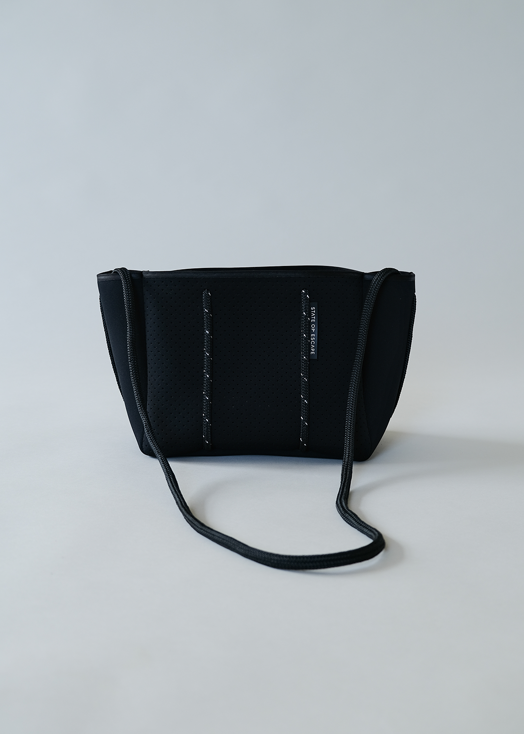 STATE OF ESCAPE – PETITE ESCAPE TOTE