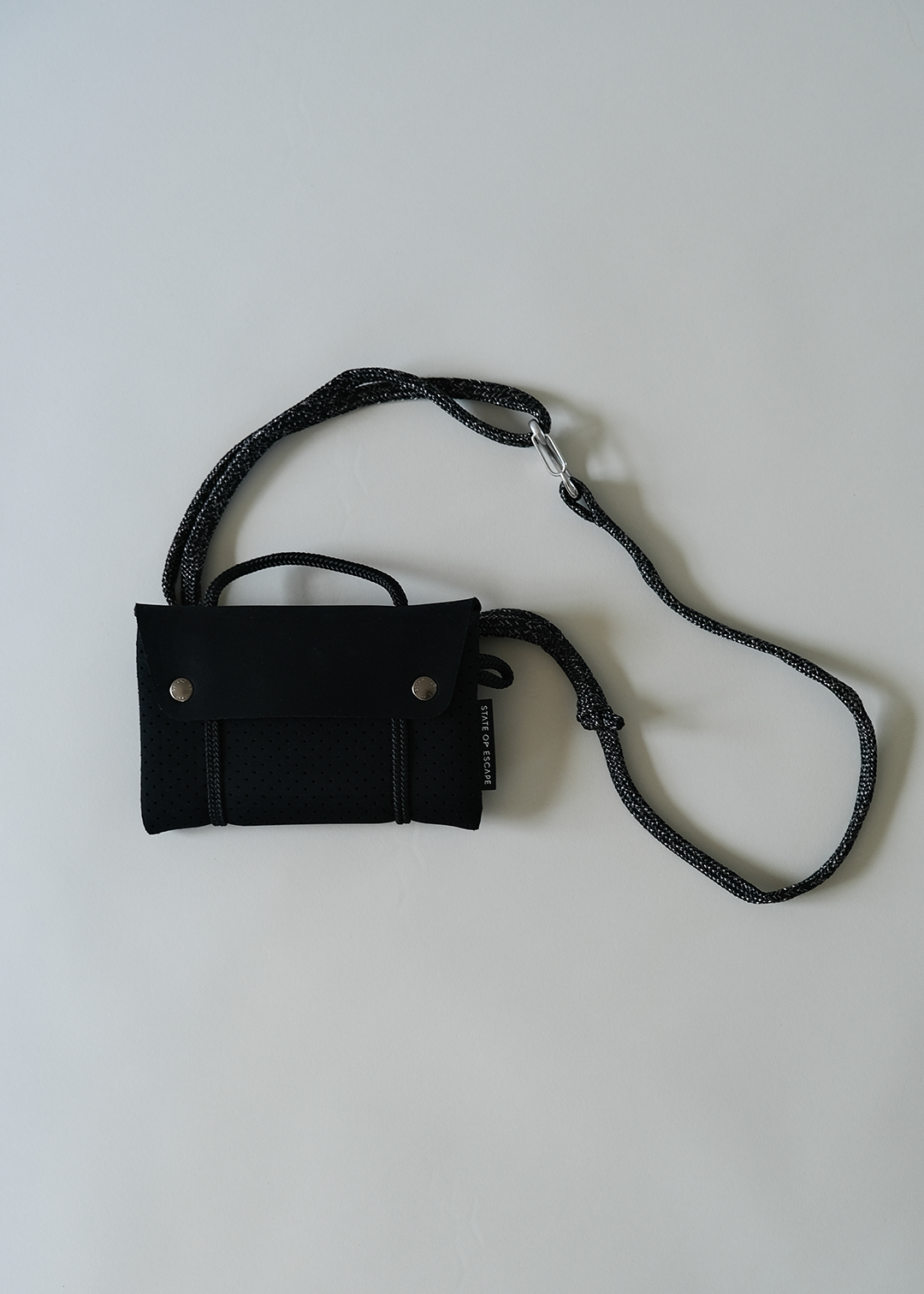 STATE OF ESCAPE – COMPASS BELT BAG