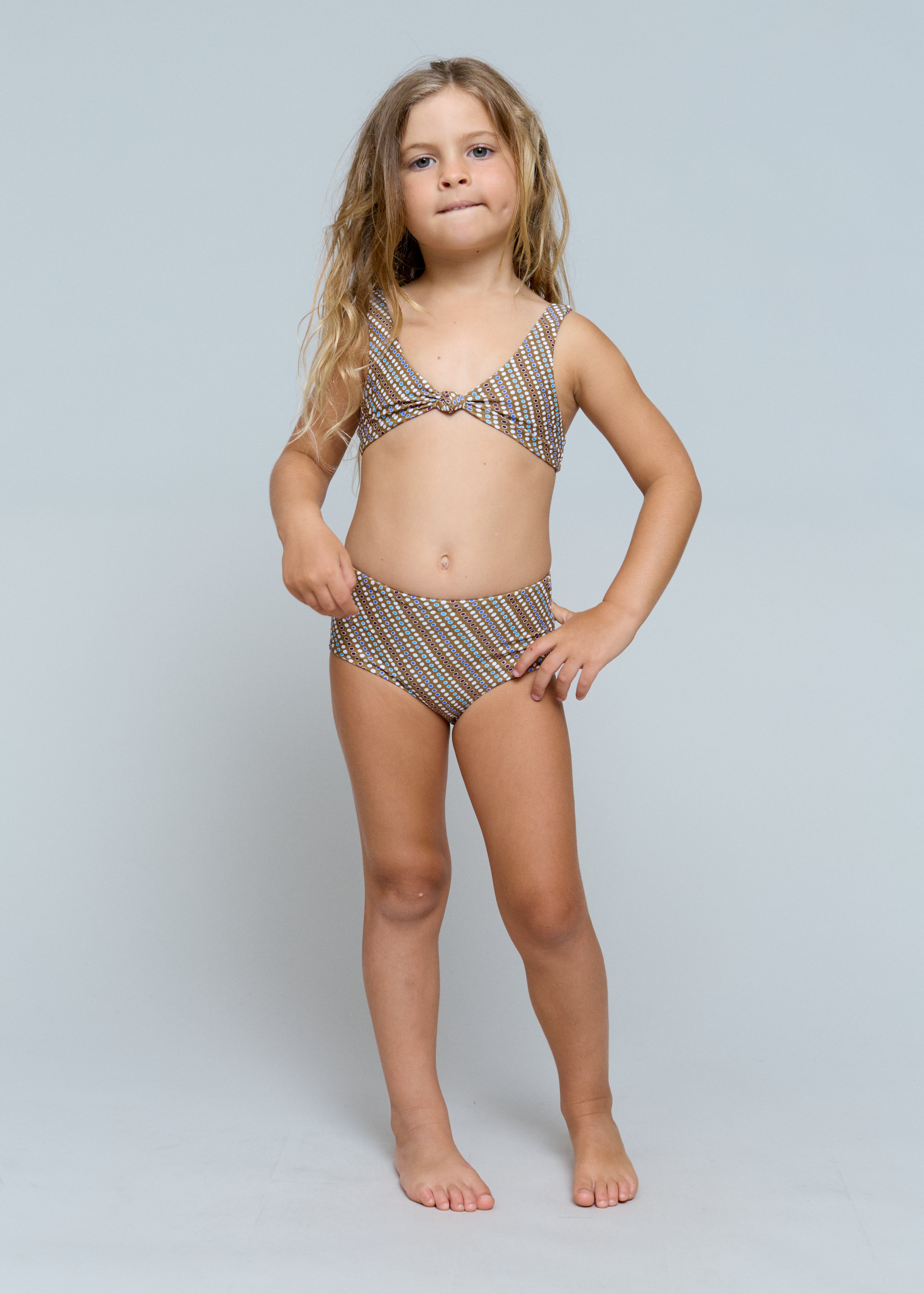 KIDS SPAIN TOP & GALAPAGOS BOTTOM SET - RESORT 2026